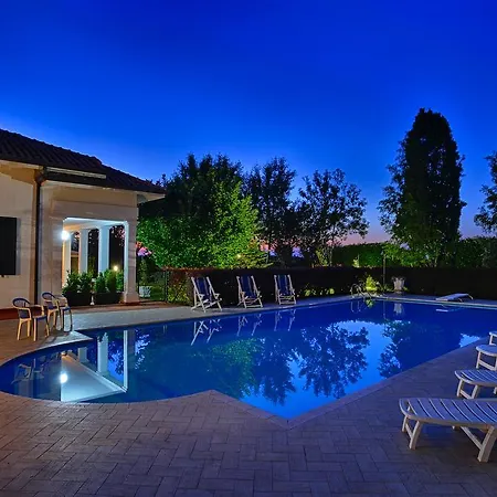 Bed & Breakfast White House Nonantola