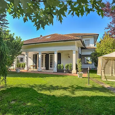 Bed and breakfast White House Nonantola